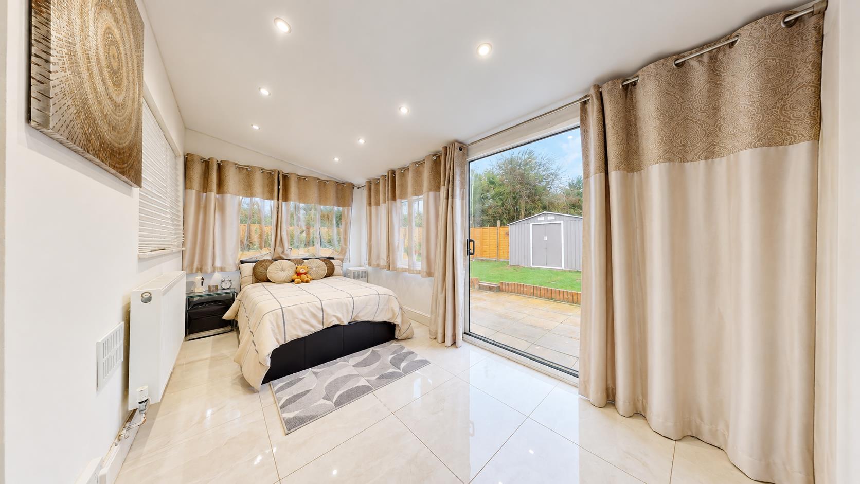 Sutherland Grove, Bletchley, Milton Keynes